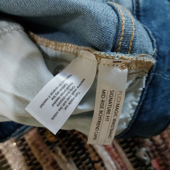 Lane Bryant NWT Light Wash Paint Splatter Signature Fit Boyfriend Capri Jeans 18 - Picture 13 of 15